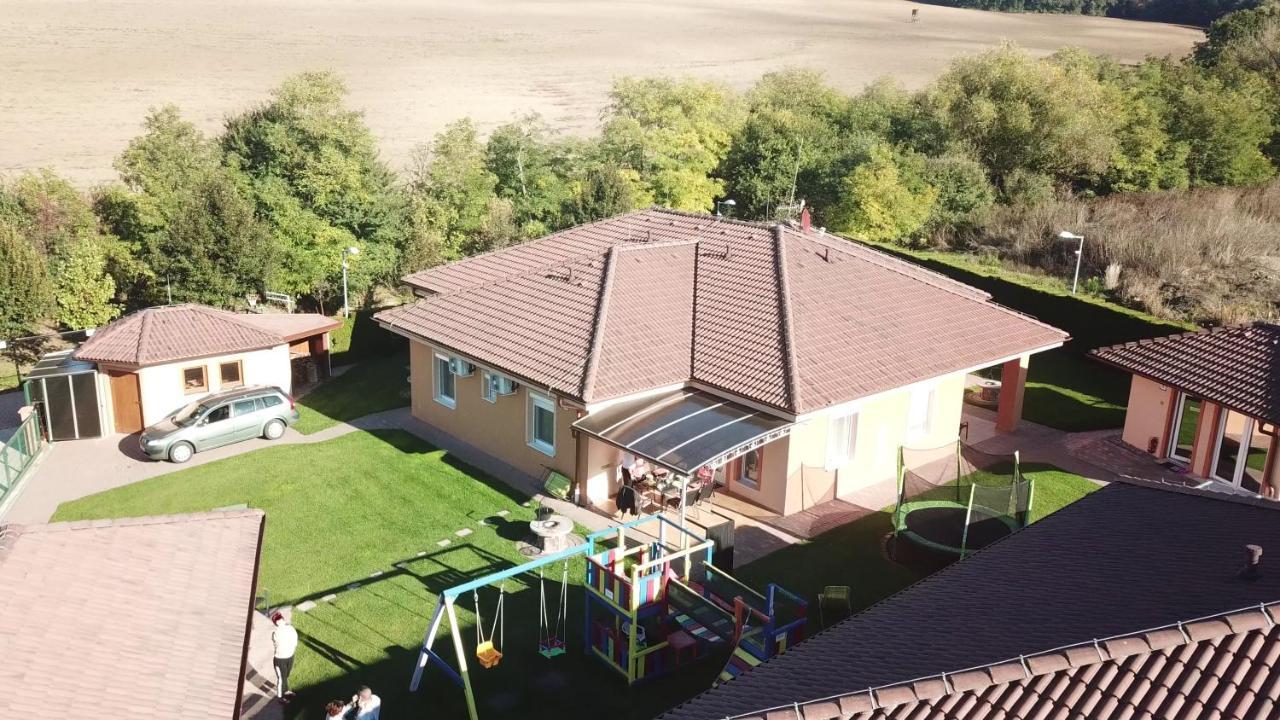 Villa Gracia Podhájska Exterior foto