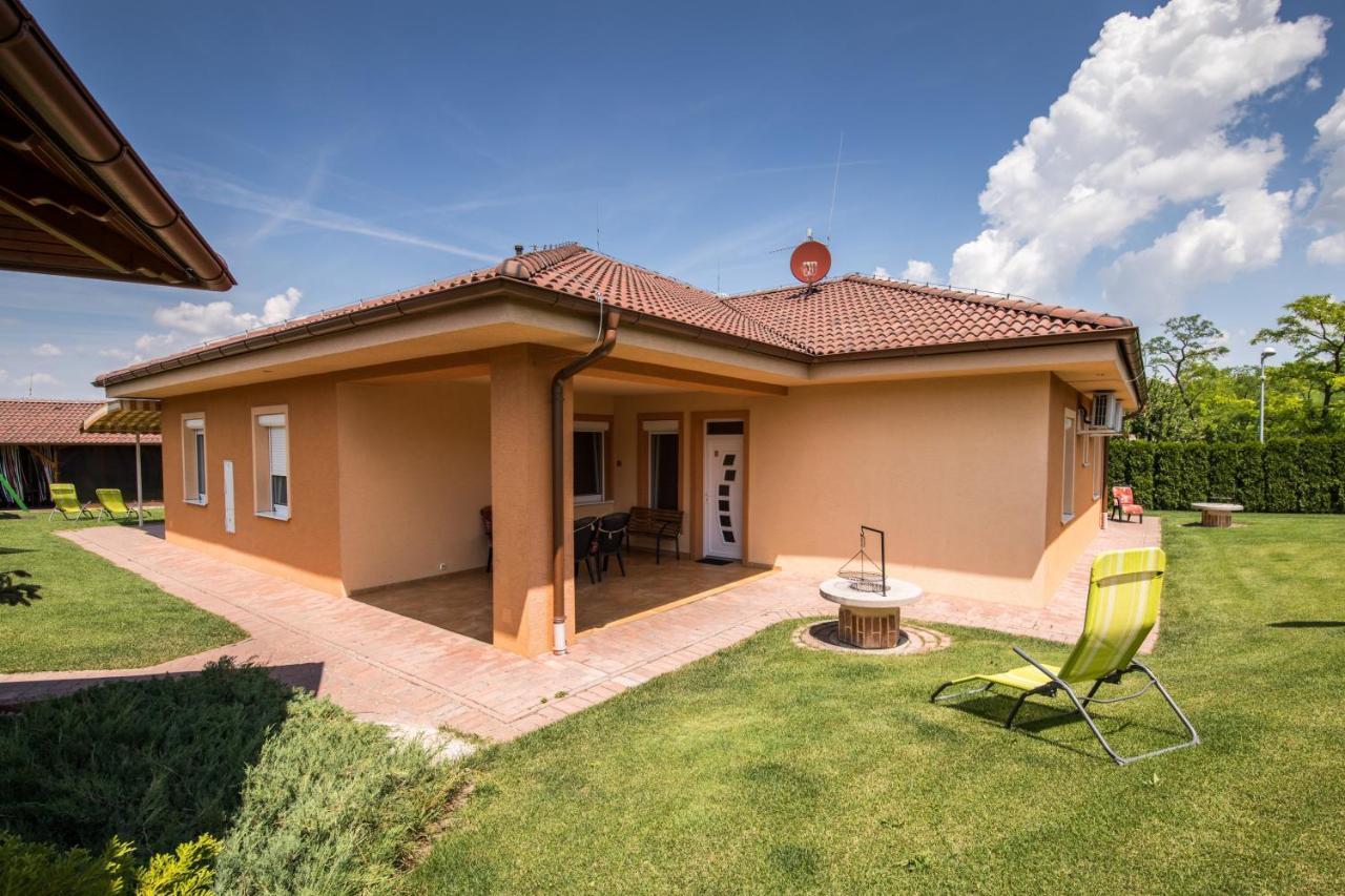 Villa Gracia Podhájska Exterior foto